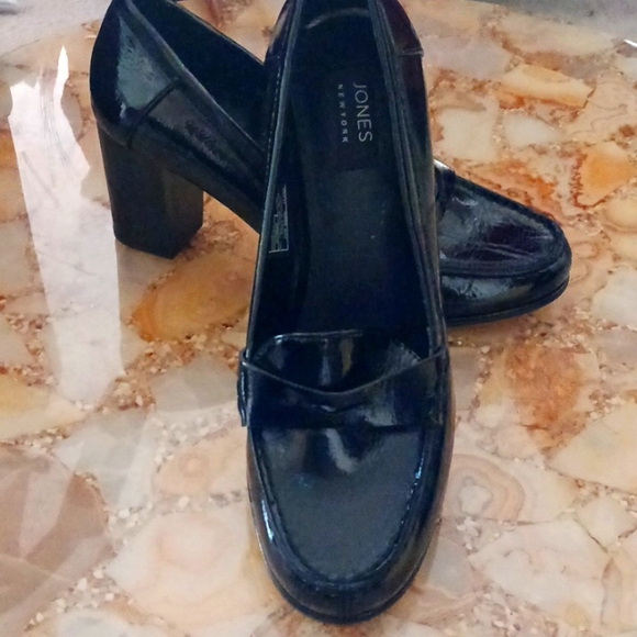 PATENT BLACK SHOES(JONES OF NEW YORK) - Picture 11 of 12